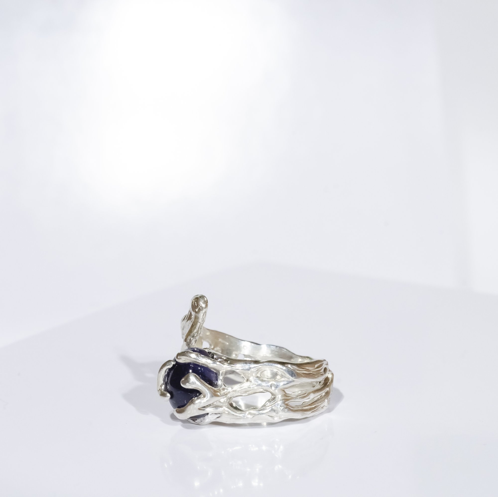 Каблучка з іолітом - зображення 2