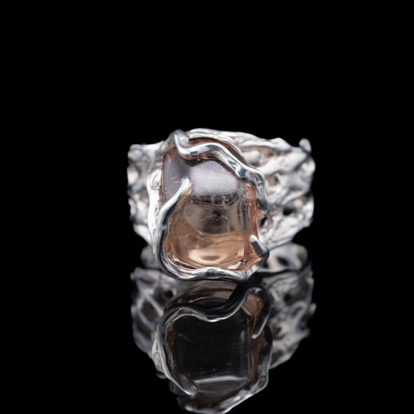 Каблучка з винним топазом