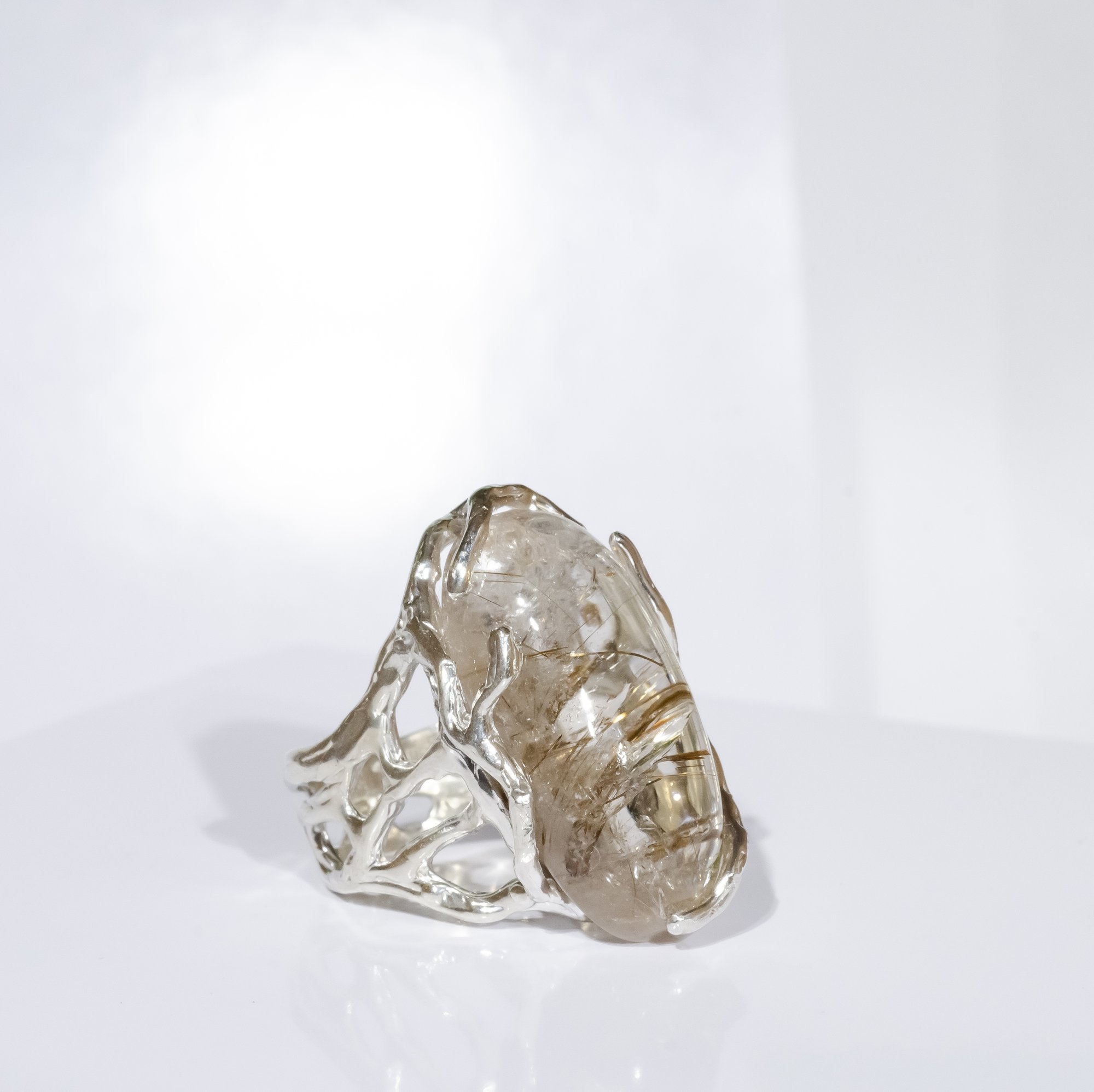 Каблучка з рутилованим кварцом