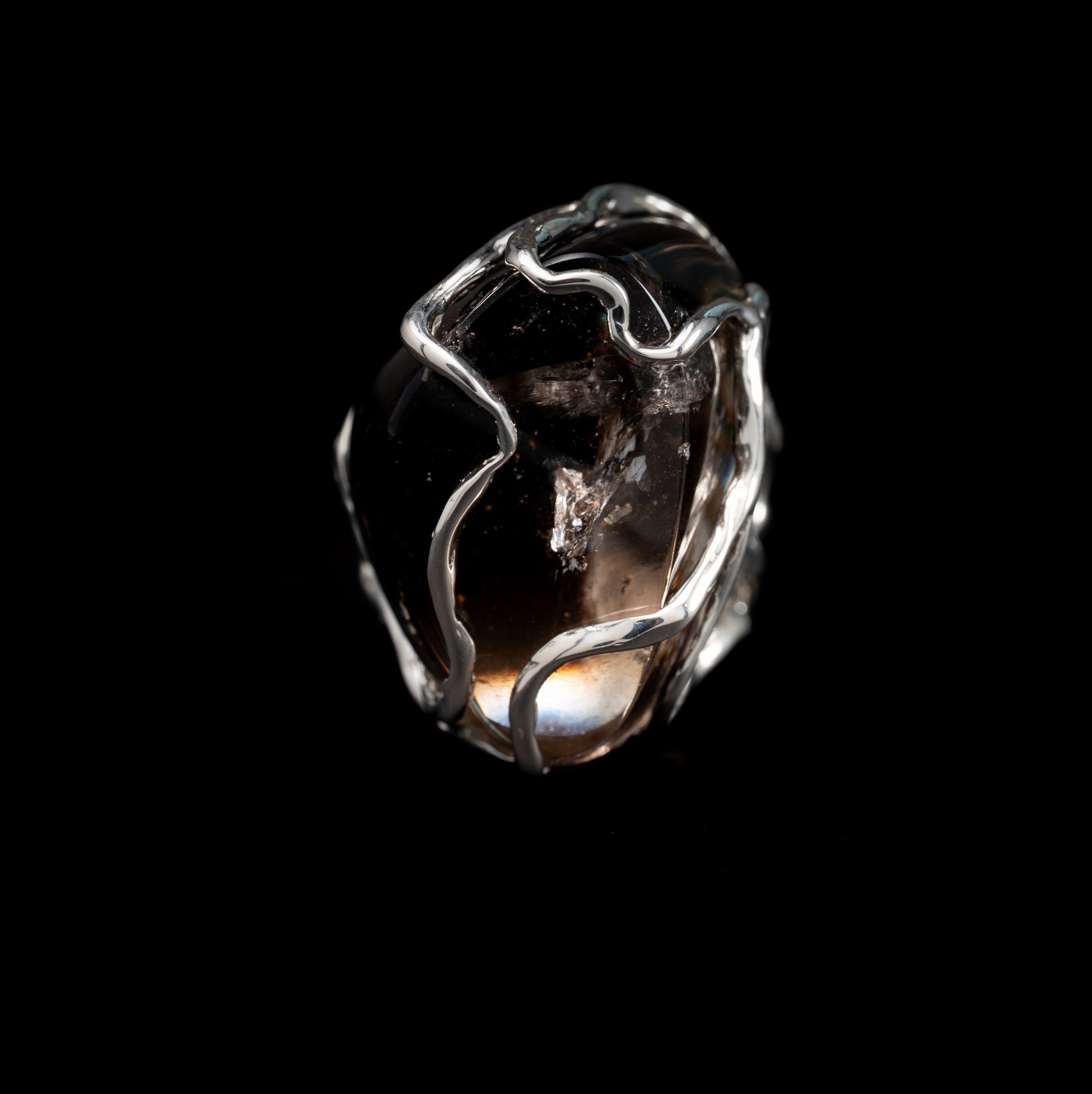 Каблучка з поліхромним моріоном