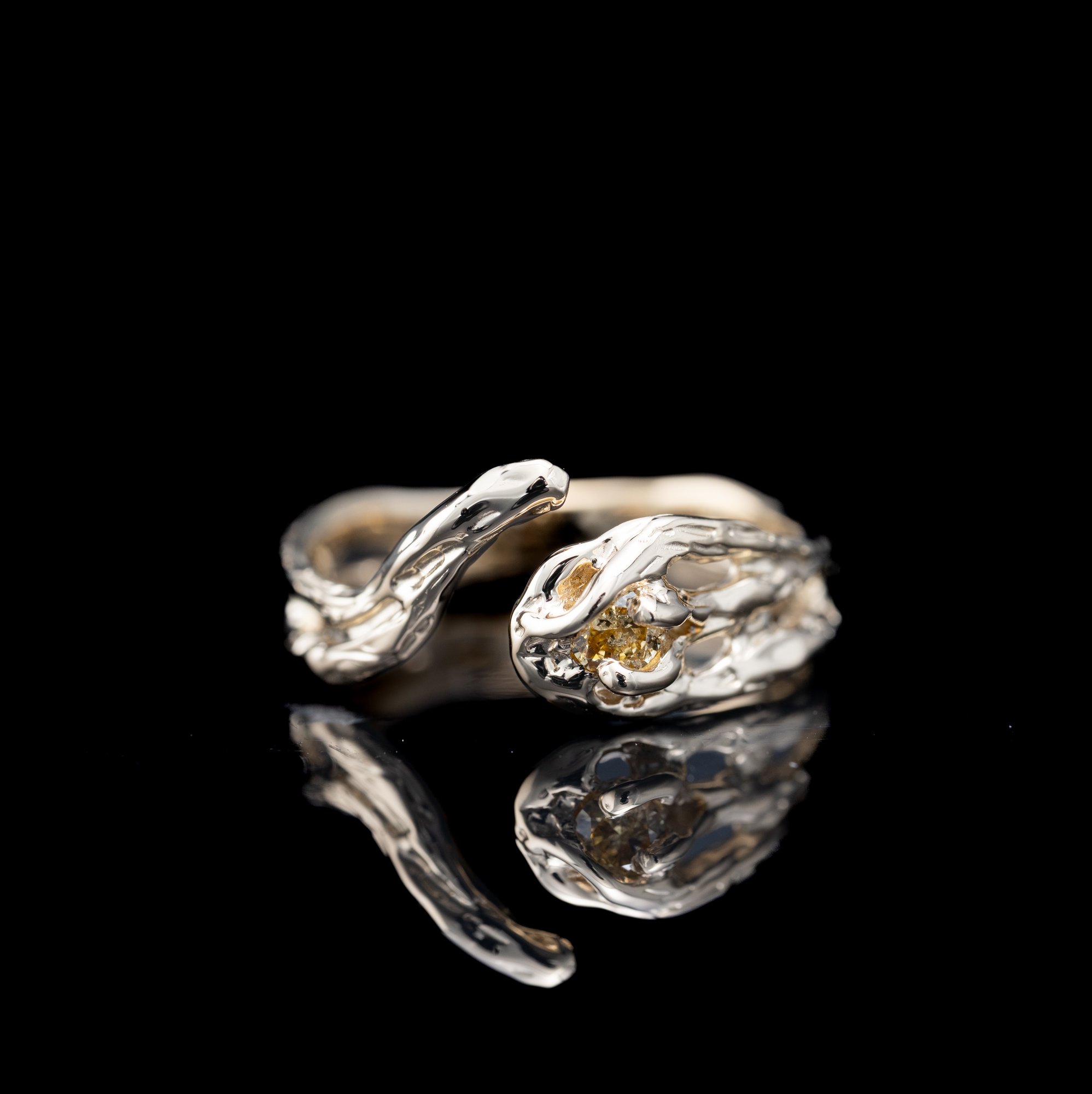 Золота каблучка з діамантом - зображення 2