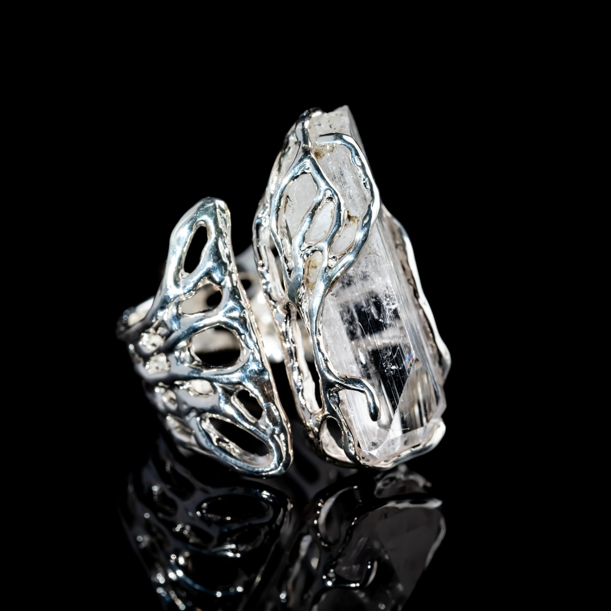 Каблучка з данбуритом - зображення 3