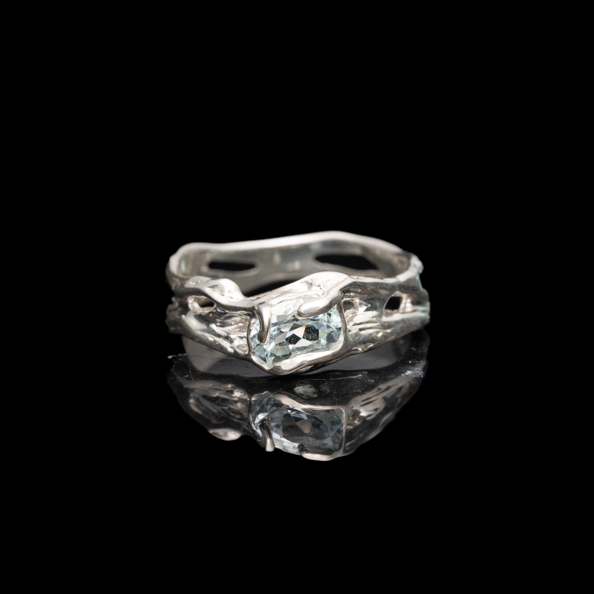 Каблучка з аквамарином