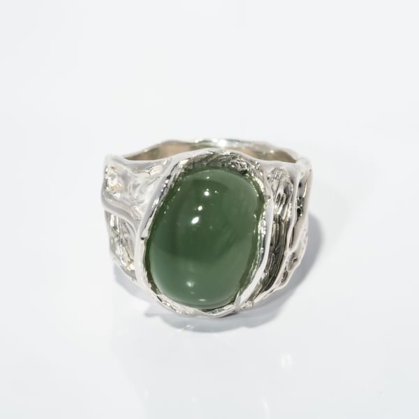 Каблучка з нефрітом