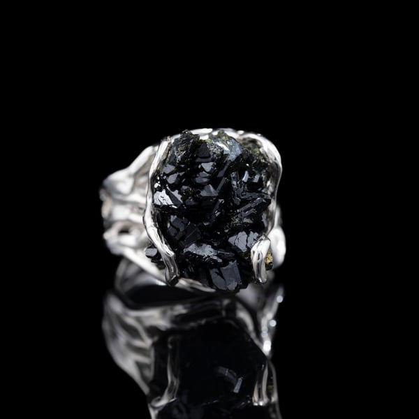 Каблучка з епідотом