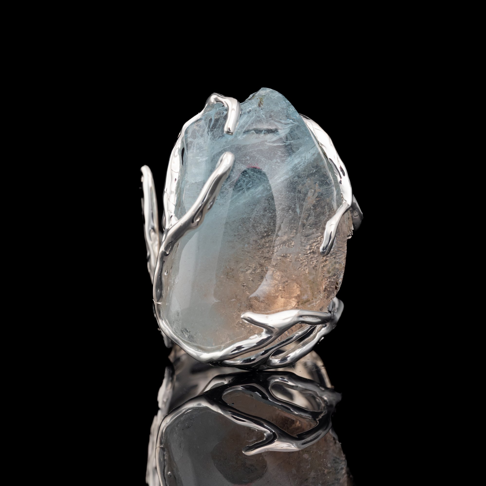 Каблучка з поліхромним топазом