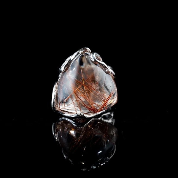 Каблучка з рутилованим кварцом