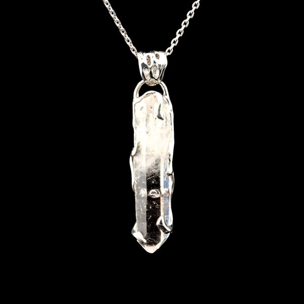 Кулон з кварцом