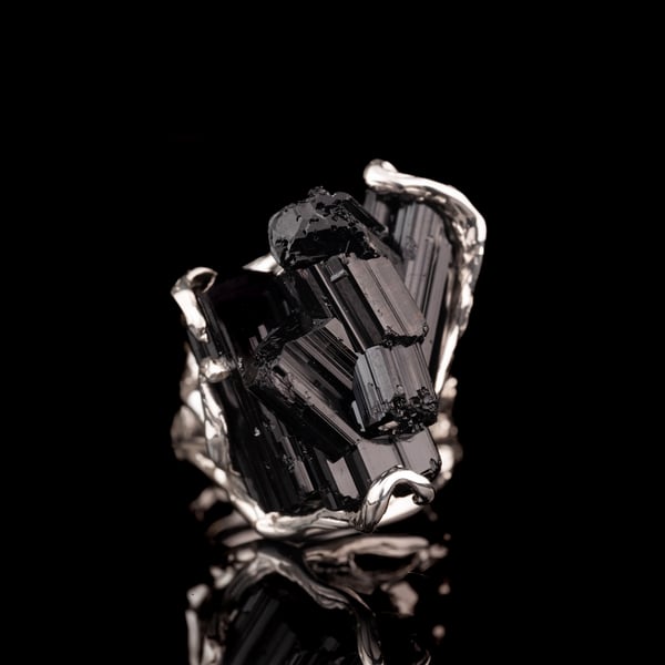 Schorl Ring